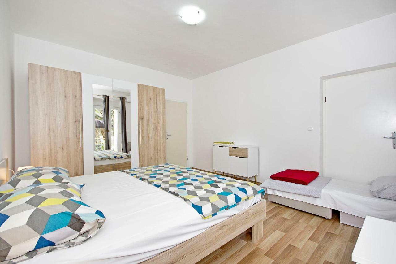 Apartments Andela Makarska Exterior foto